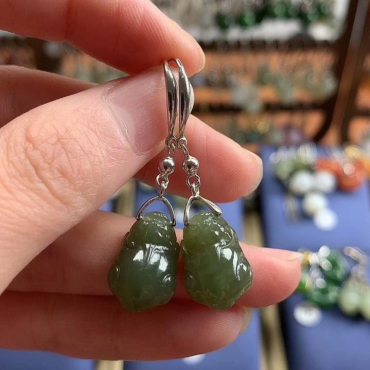 和田玉银S925镶嵌耳饰貔貅耳环