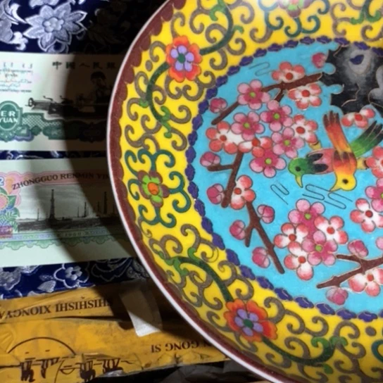 盘花瓶摆件创意设计