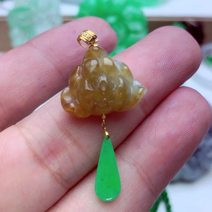 吊坠(不含链)未镶嵌翡翠