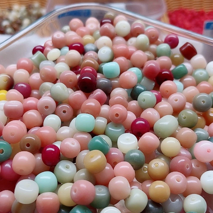 白玉菩提吊坠瑕疵10彩色桶珠150颗卡灯牌宠150颗