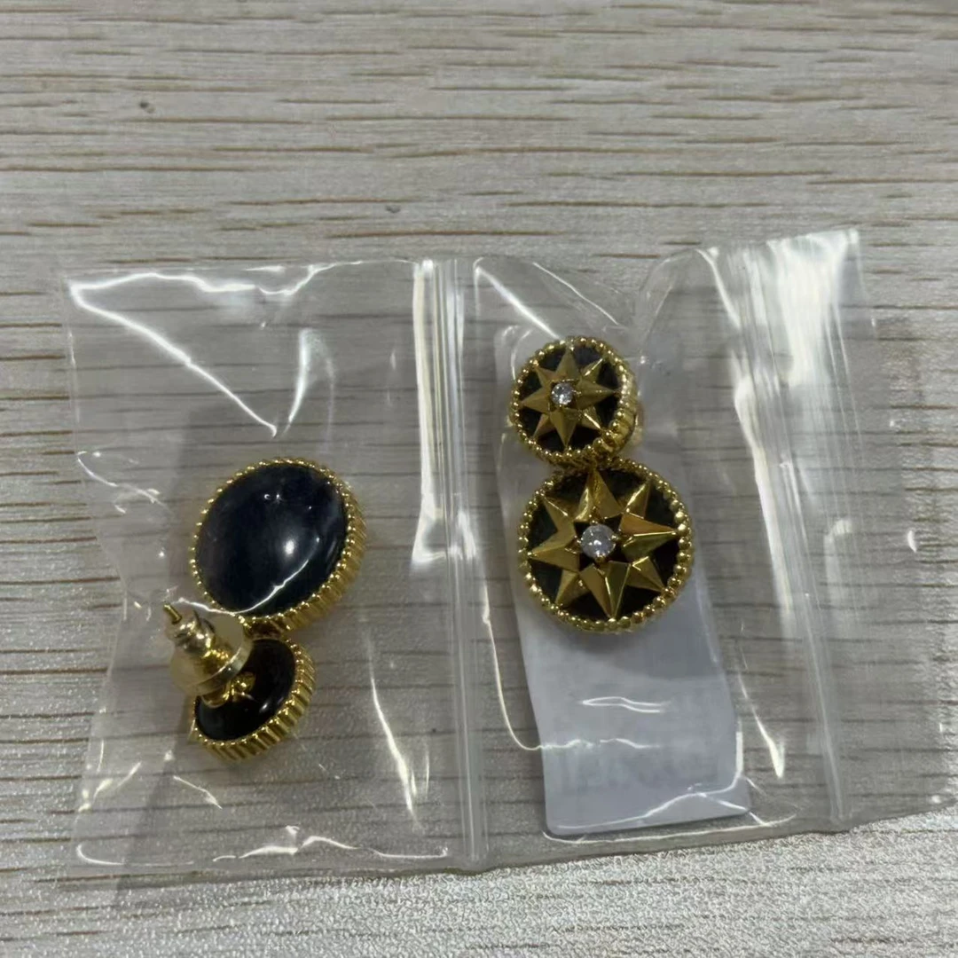 铜合金锆石耳饰 精致复古小众时尚百搭耳环 C-29699