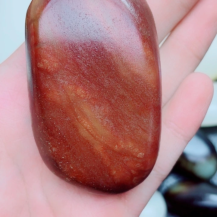 纵***横未镶嵌和田玉挂件