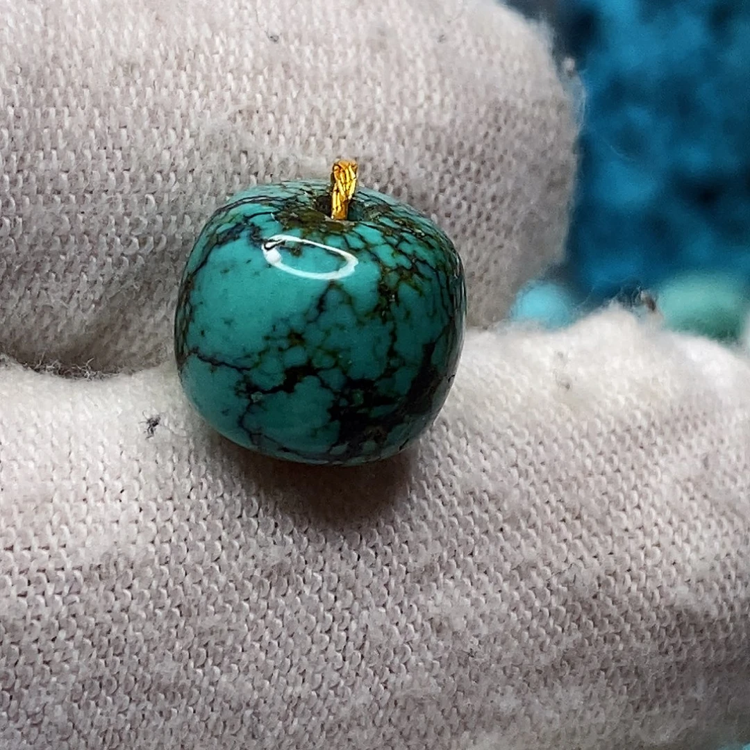 绿松石未镶嵌天然原矿 带武汉地大证书