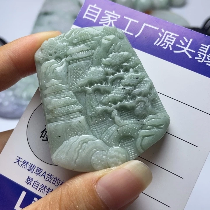 翡翠未镶嵌颈饰翡翠