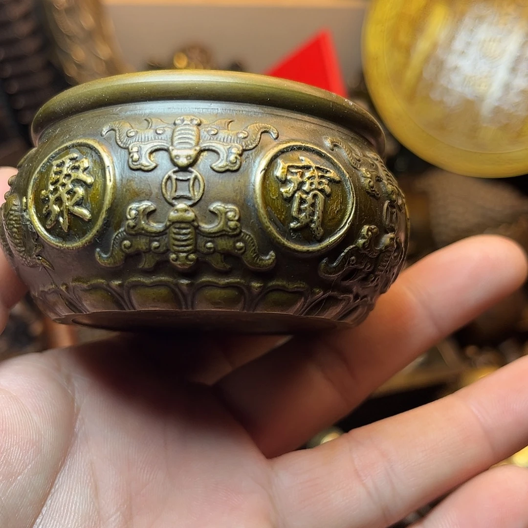 精美铜器工艺品等