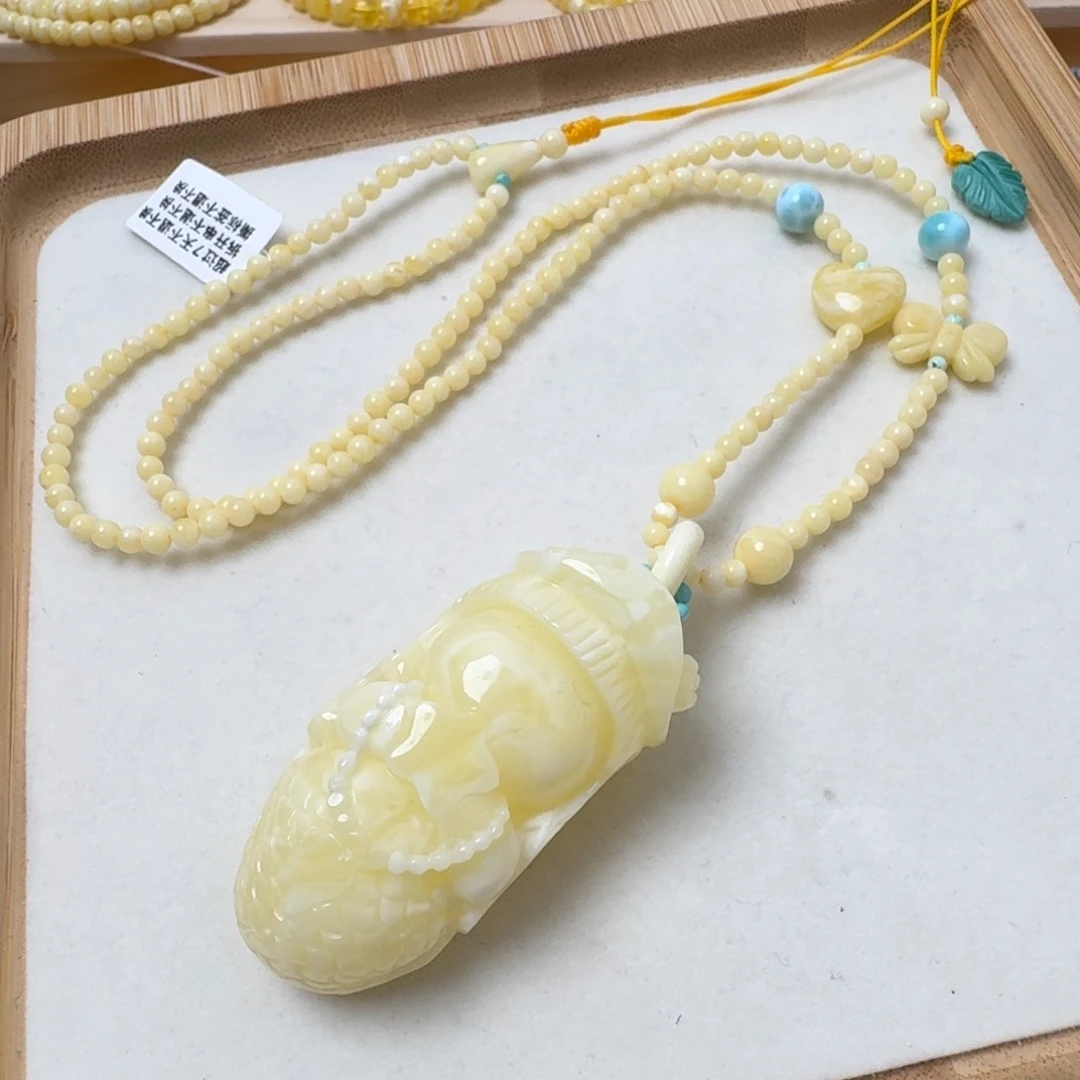 蜜蜡吊坠(赠链)未镶嵌