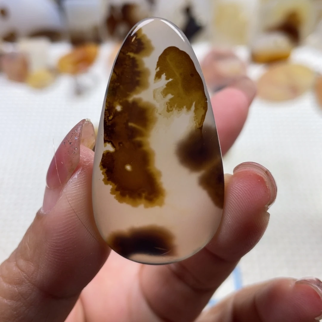 玛瑙/玉髓未镶嵌颈饰