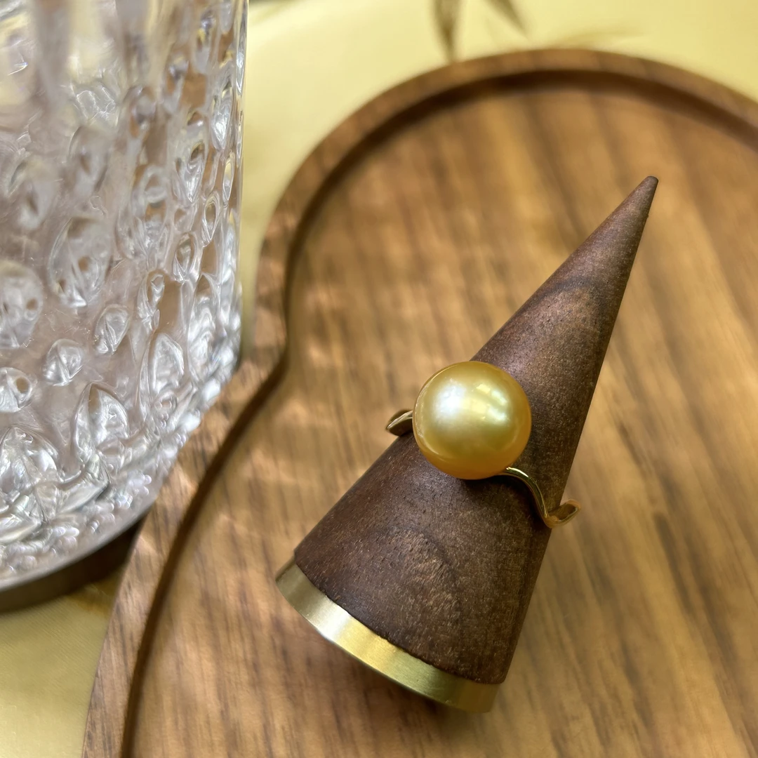 118k金珍珠戒指ZJ7704