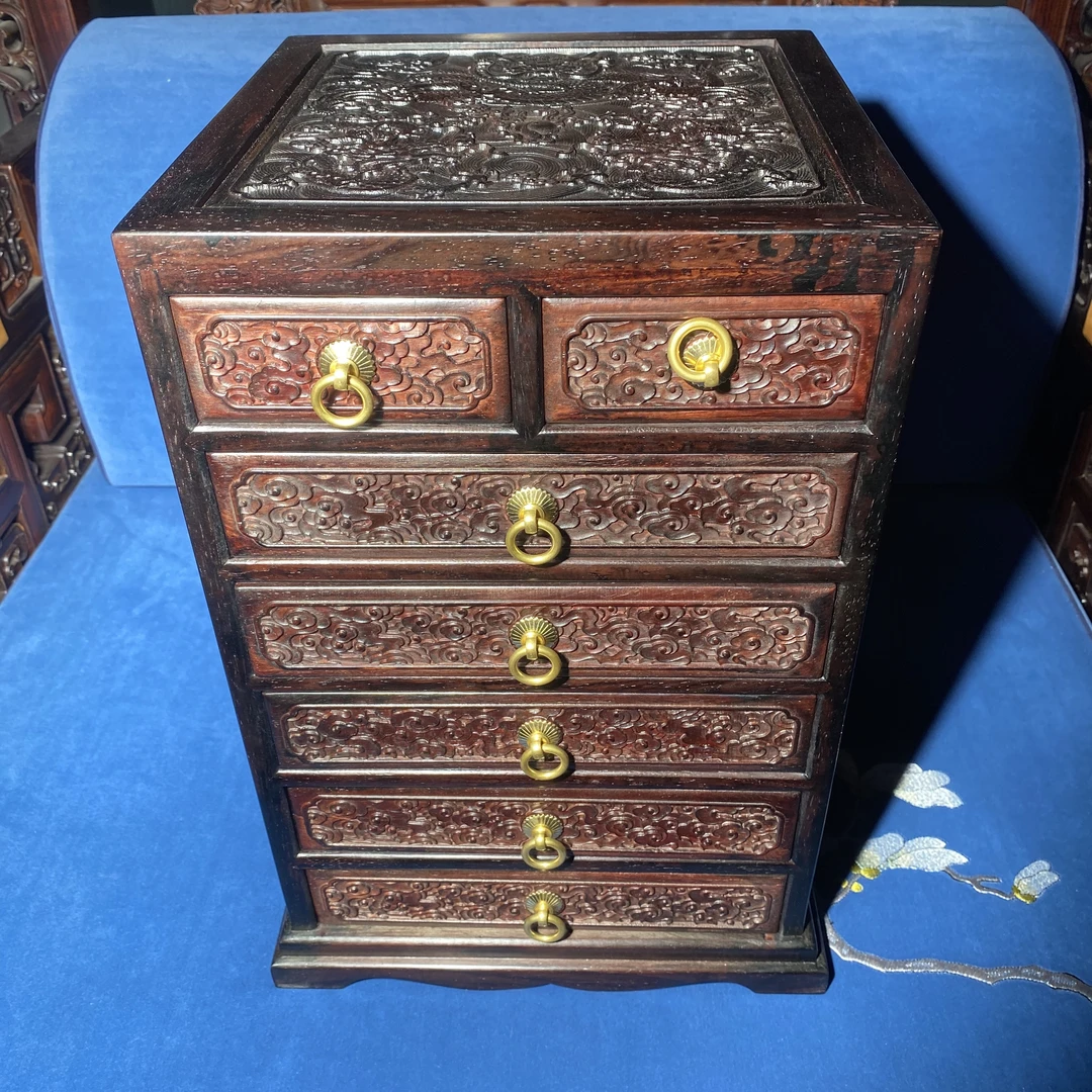 大红酸枝龙戏珠收纳七斗柜尺寸：24*24*37.5  SG258