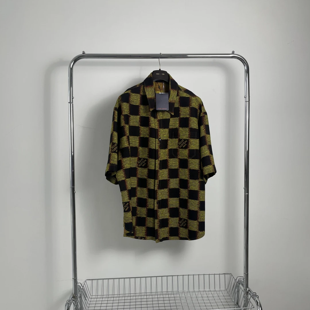 全新未使用 LouisVuitton/路易威登 棋盘格短袖衬衫 yy00564 /4l