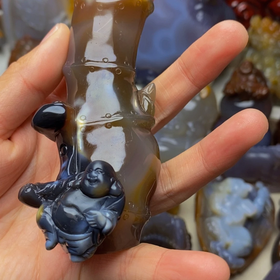 玛瑙/玉髓手把件未镶嵌