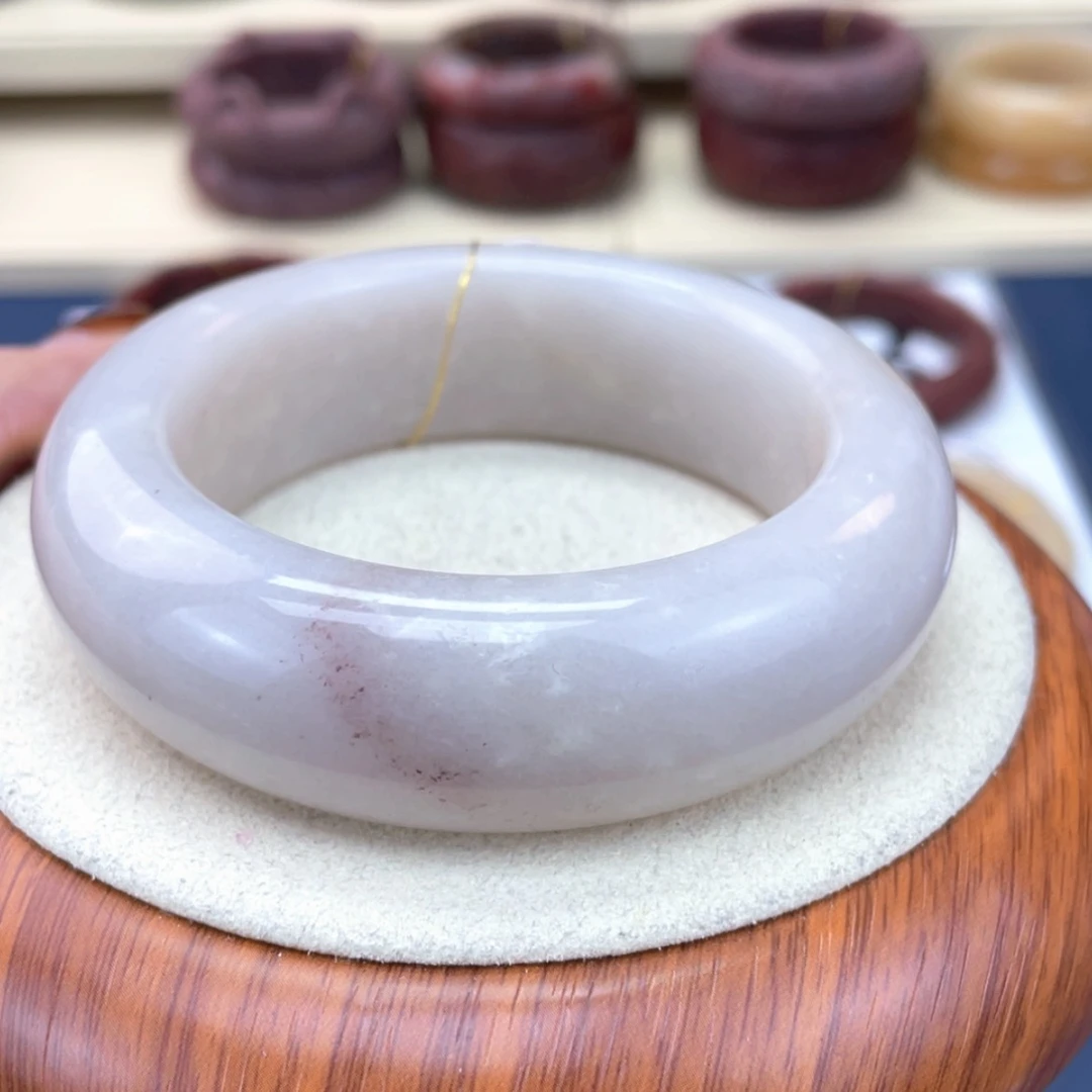 【闪购商品】石英质玉手镯未镶嵌