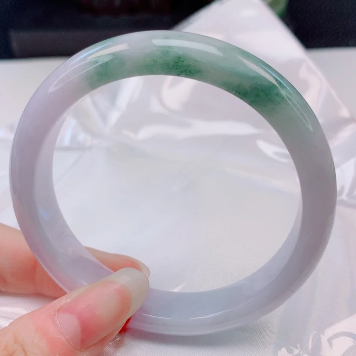 翡翠未镶嵌手镯56圈