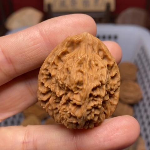 叫***李把件文玩核桃核桃