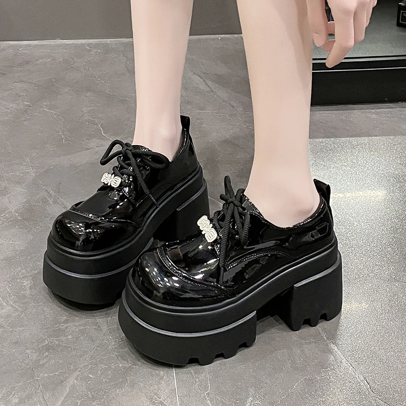 英伦风小皮鞋厚底春秋女鞋2025新款百搭黑色jk鞋子配裙子高跟单鞋