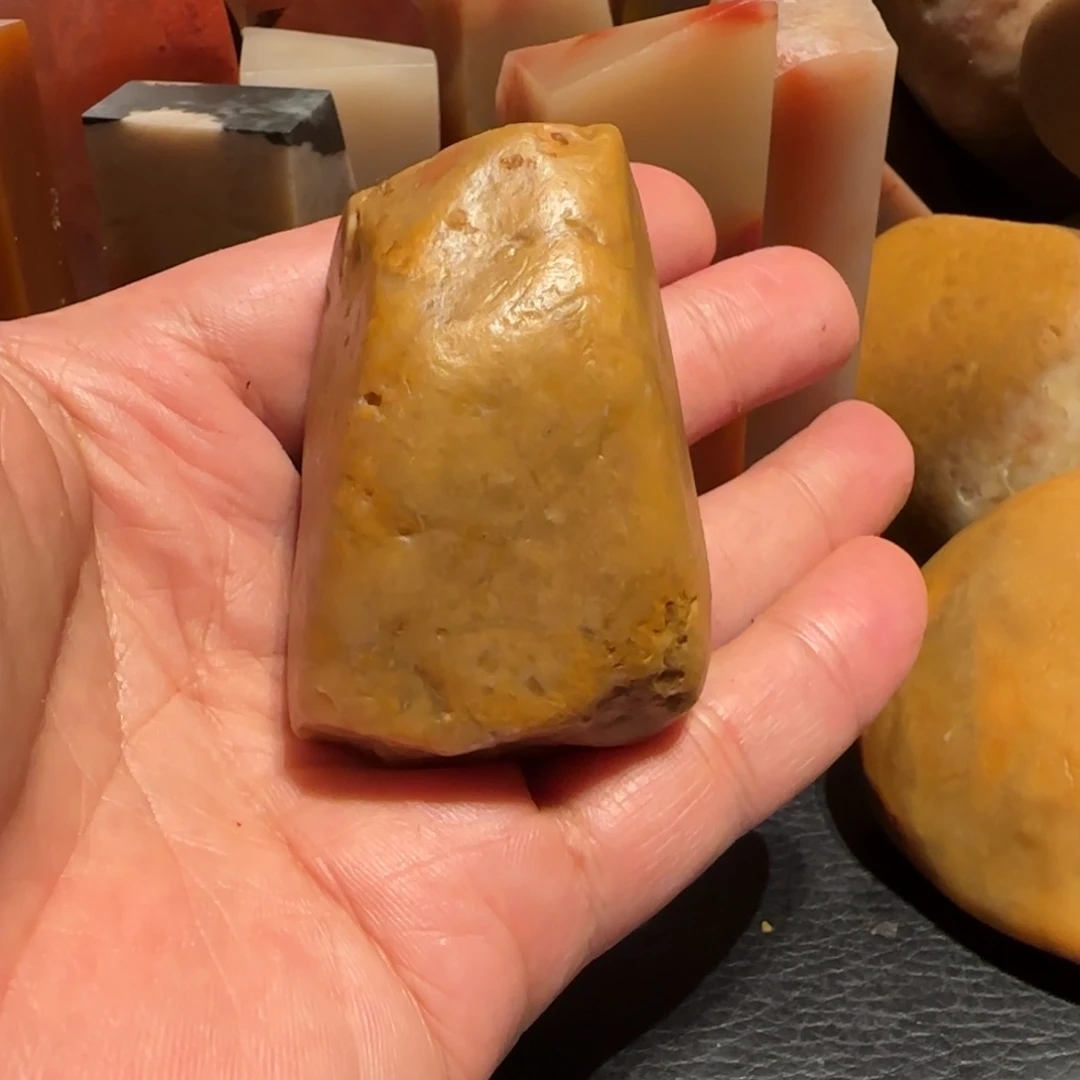 老挝石田黄原石，