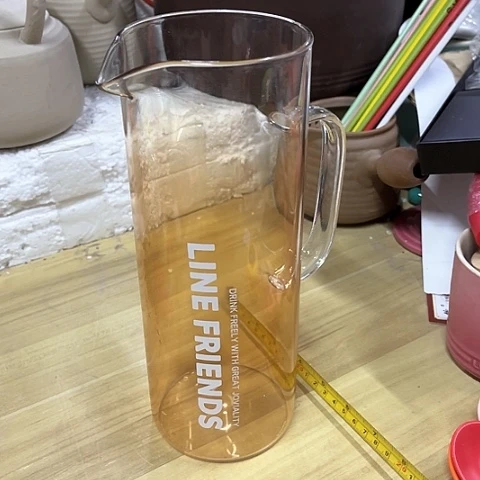 微瑕，不能明火，口径8高度23玻璃冷水壶