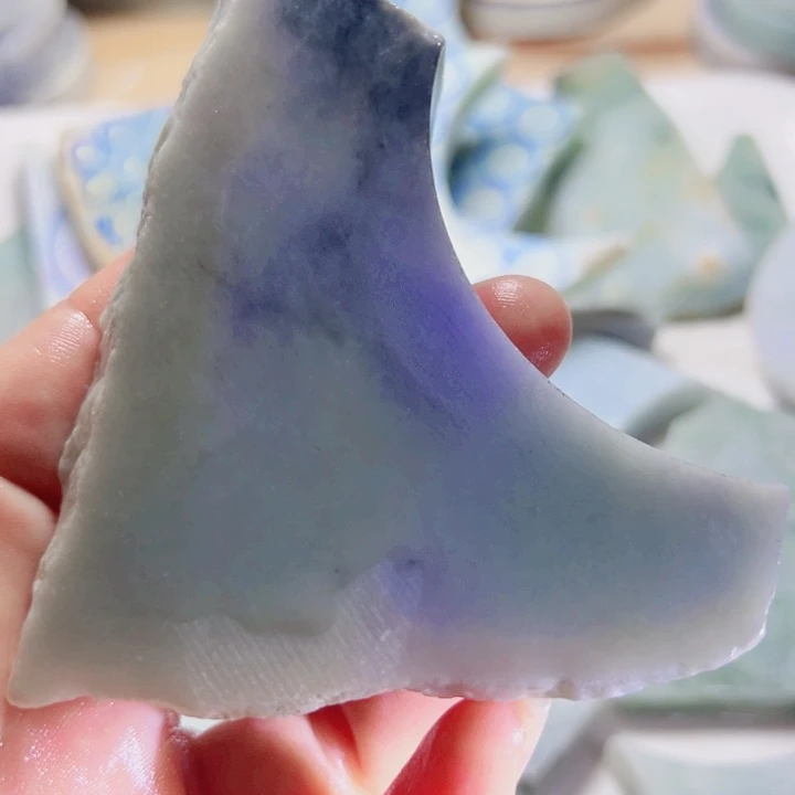 翡翠颈饰未镶嵌大****线