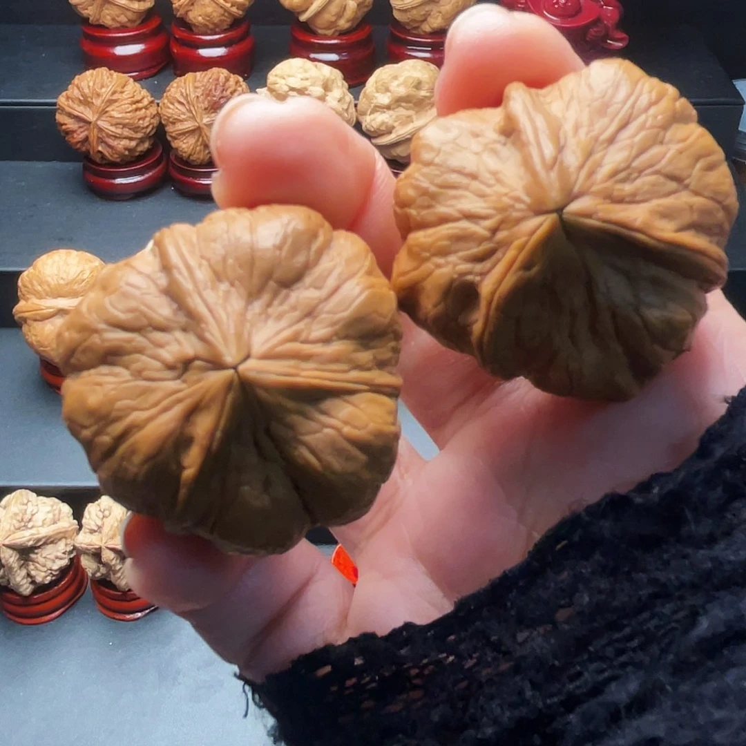 文玩核桃吊坠香炉三