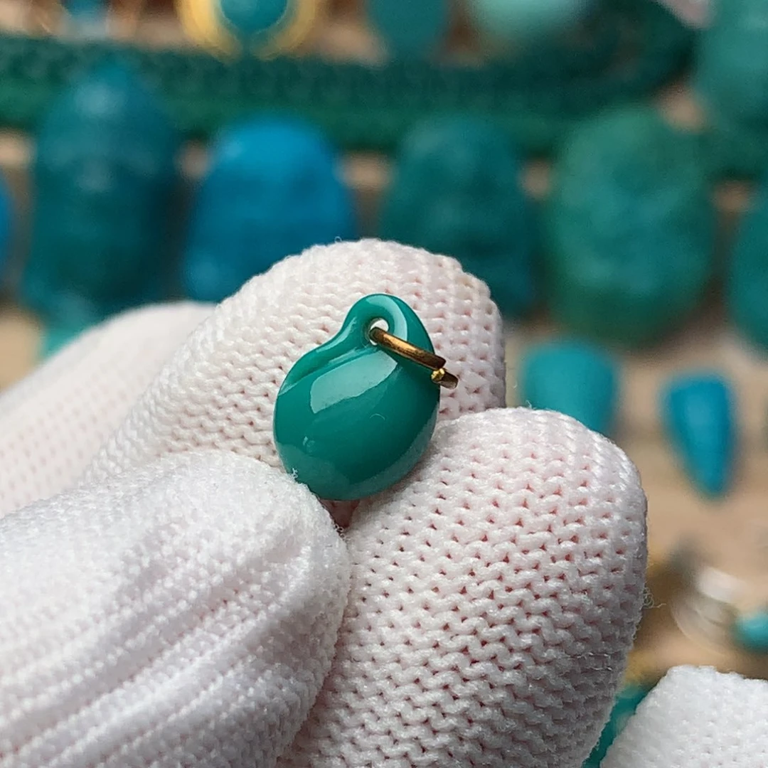 未镶嵌绿松石珠宝奇石