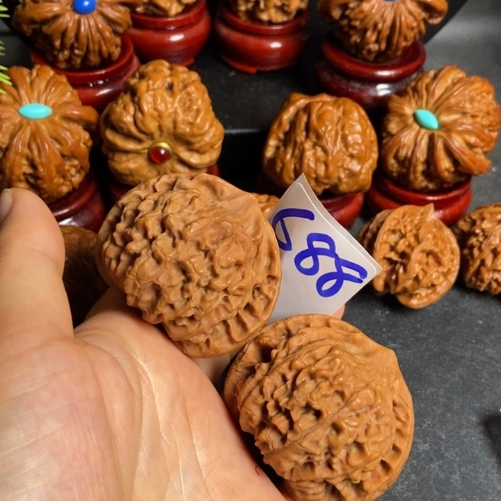 文玩核桃把件官帽688