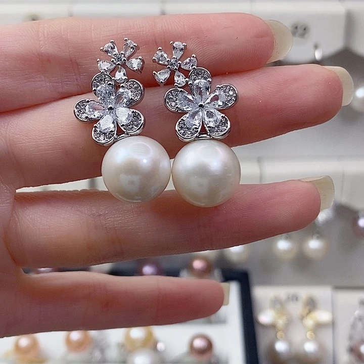 绿***然耳饰银S925镶嵌淡水珍珠A