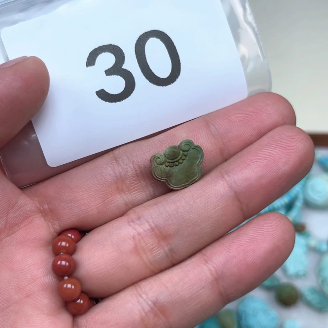 南红玛瑙未镶嵌珠宝奇石