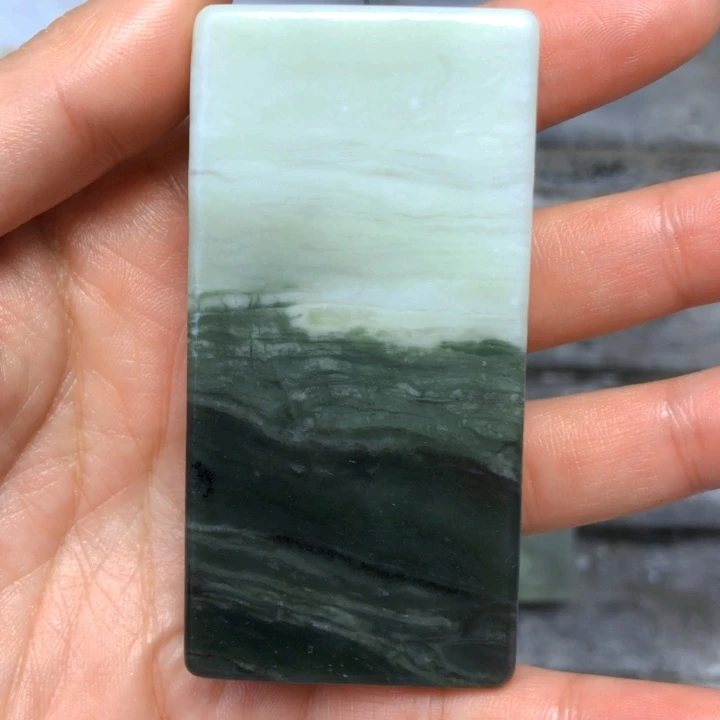 颈饰未镶嵌和田玉川**路