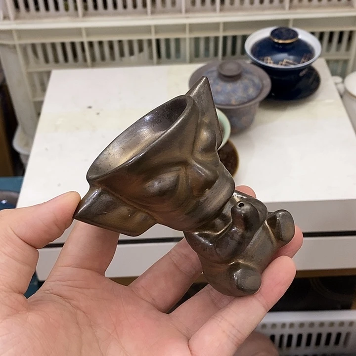 陶瓷艺术品及陶瓷壶壶