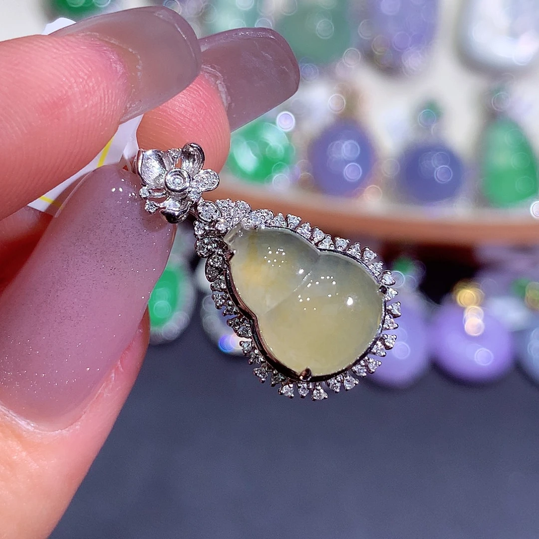 翡翠18K金镶嵌吊坠(不含链)