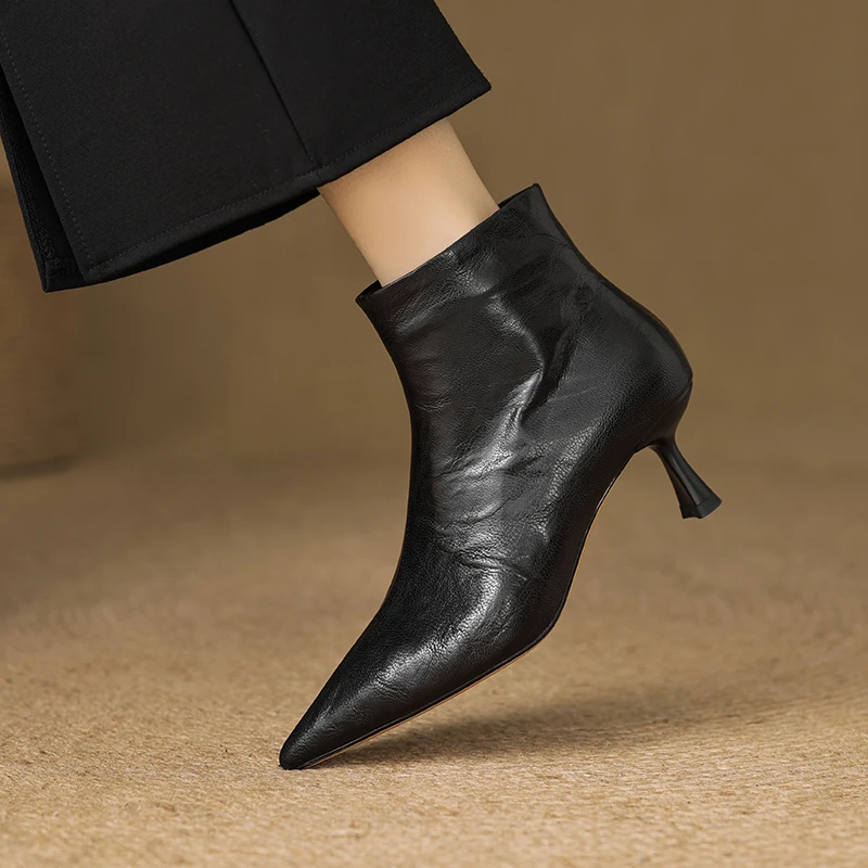 5.5cm棕色尖头小短靴细跟法式复古风高跟靴子秋冬百搭真皮瘦瘦靴