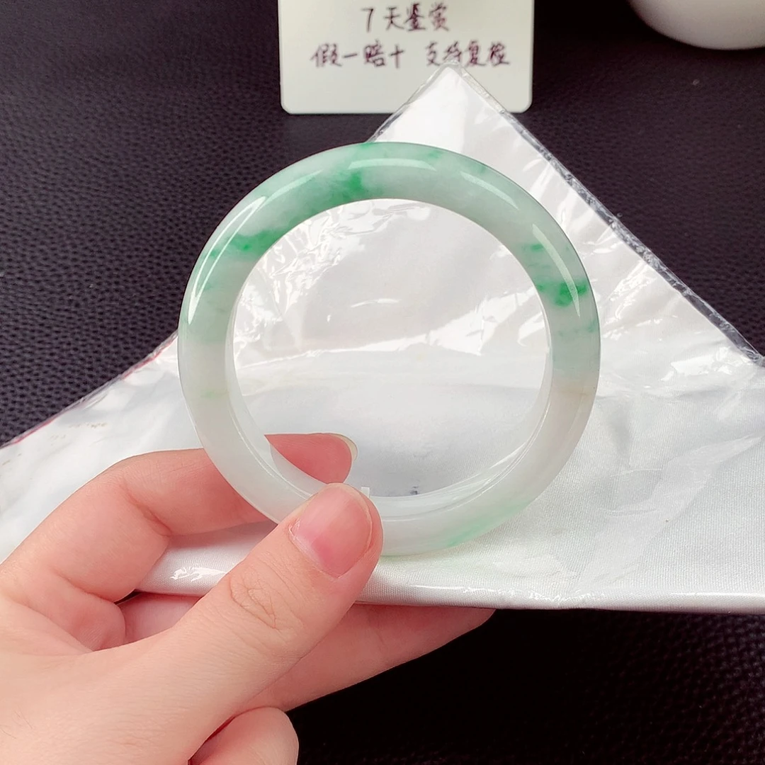 未镶嵌手镯翡翠翡翠
