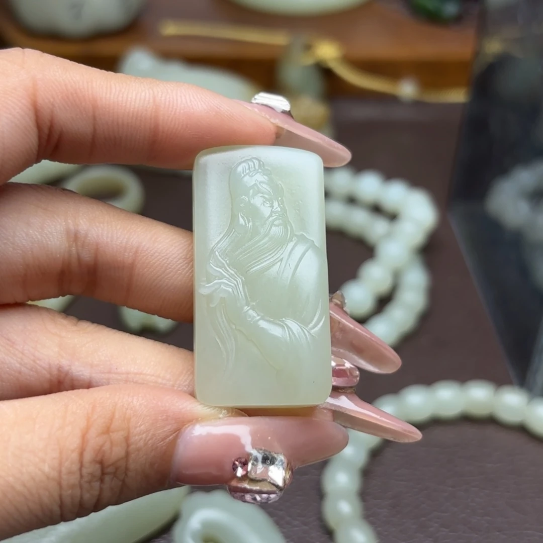 和田玉颈饰未镶嵌郑****G