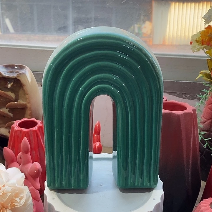 摆件瑕疵无孔 介意勿拍