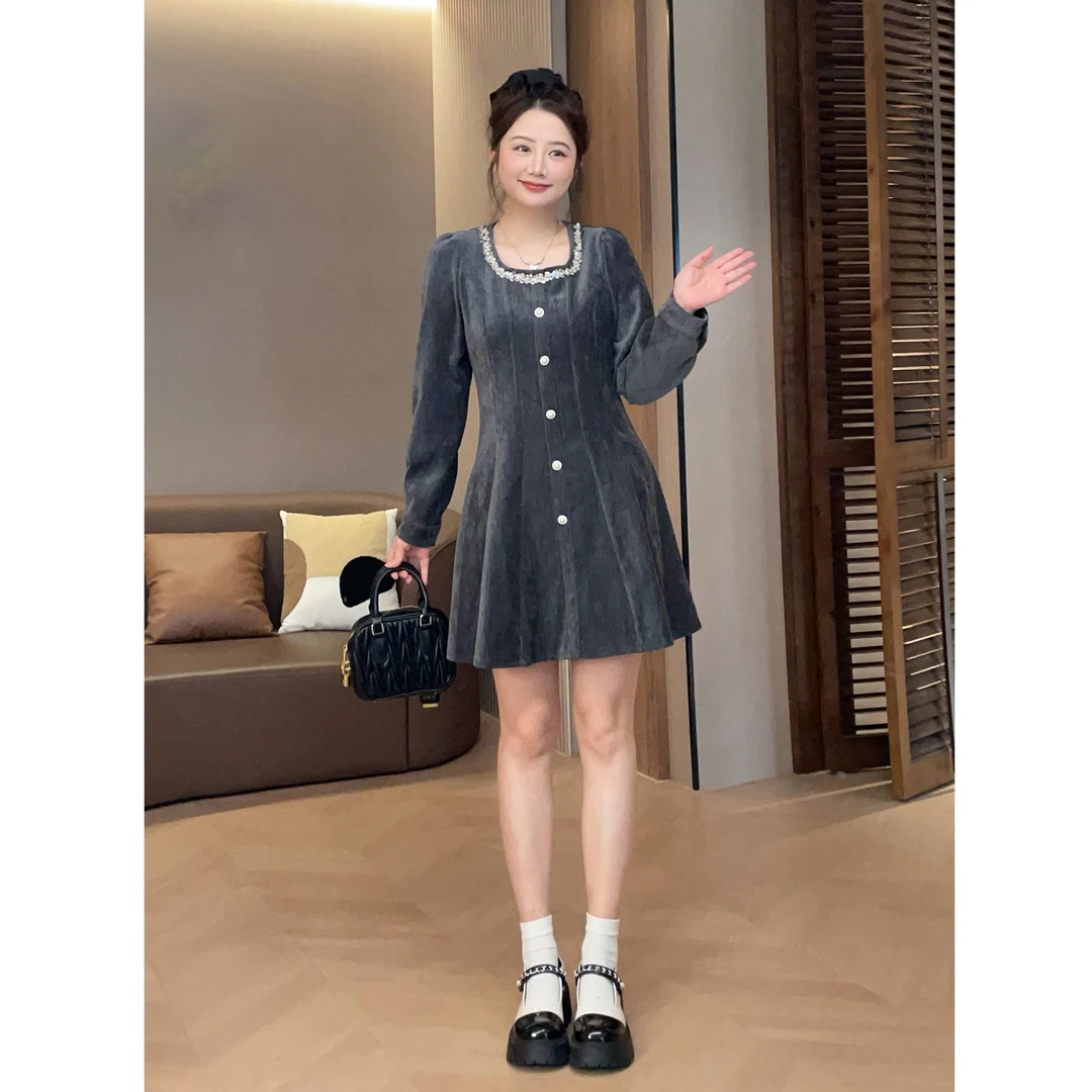 大萌萌气质名媛风重工镶钻收腰连衣裙秋冬微胖显瘦女裙P225Q19558
