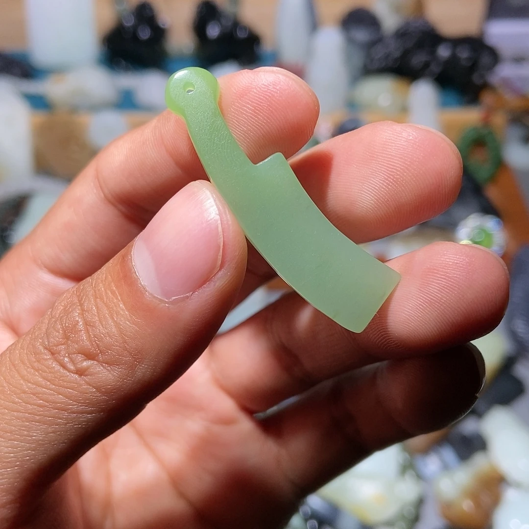 瀚***宇和田玉未镶嵌颈饰