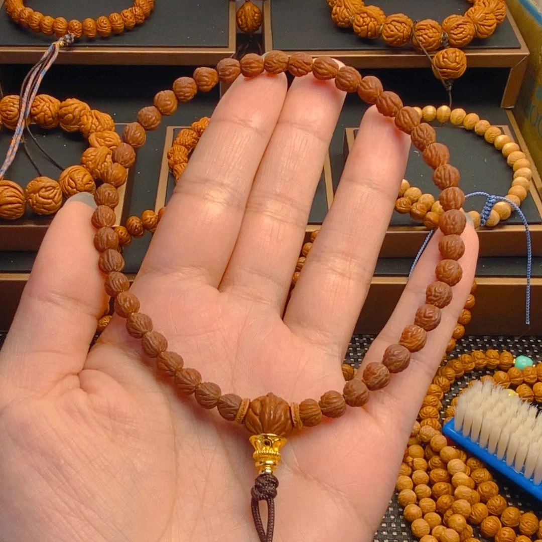 ~***7吊坠桃核秦岭森林06