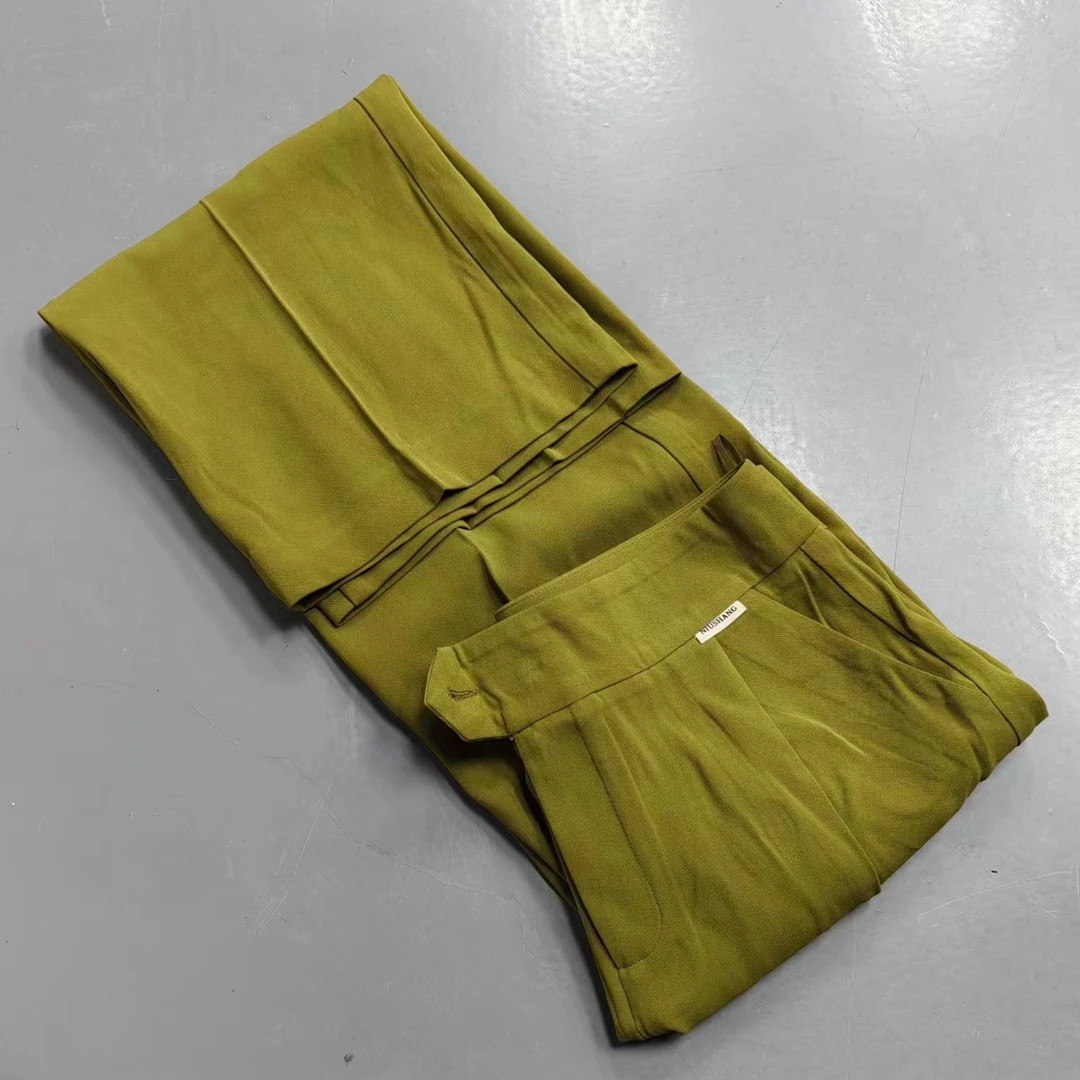 144号-南油玲姐-绿色直筒休闲裤68055