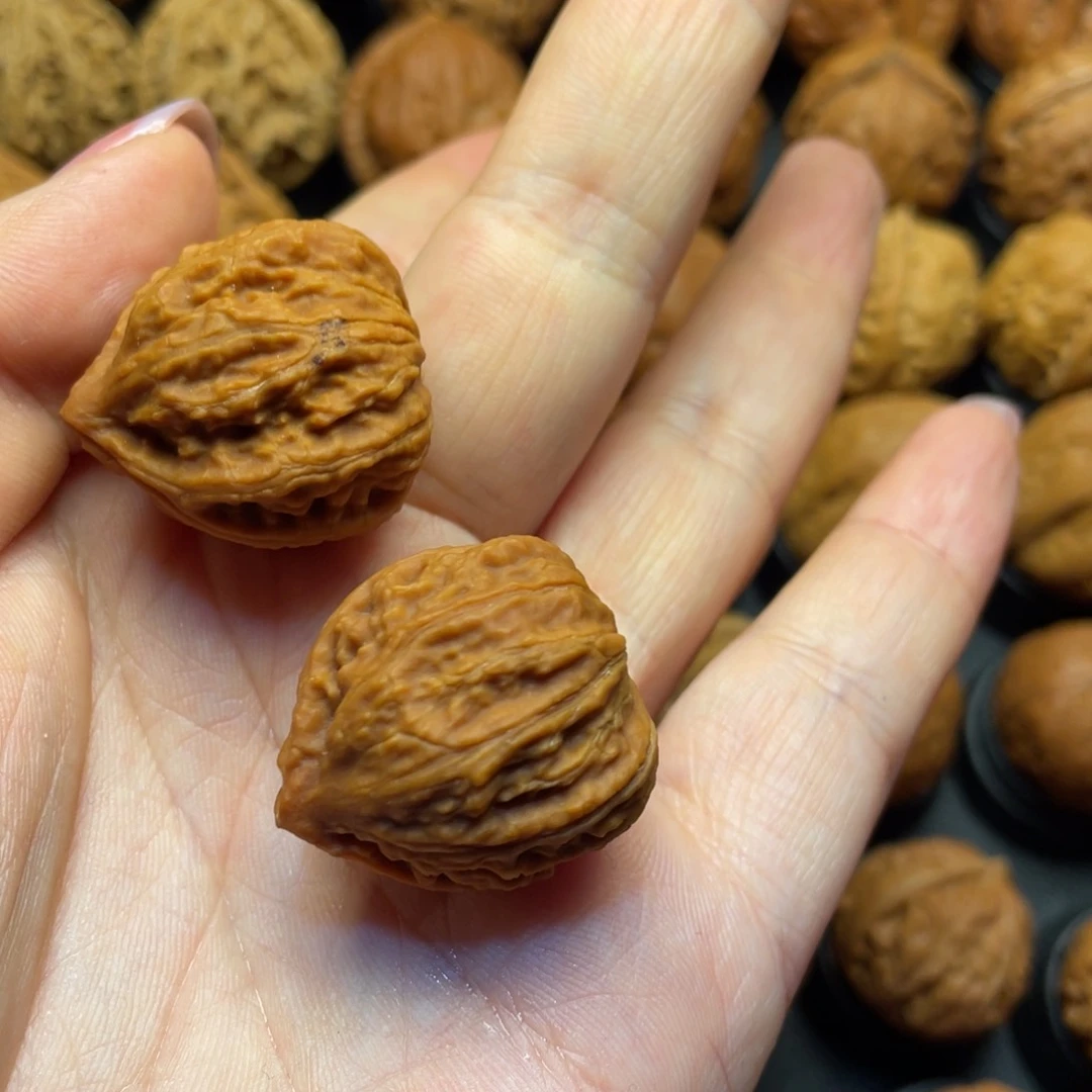 只***钱文玩核桃把件核桃