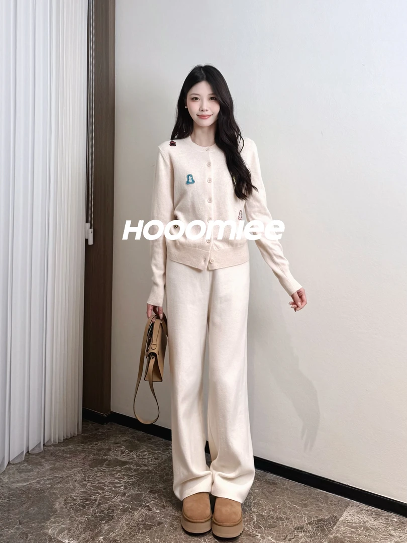 Hooomiee减龄圆领100羊毛女士针织上衣YS25158