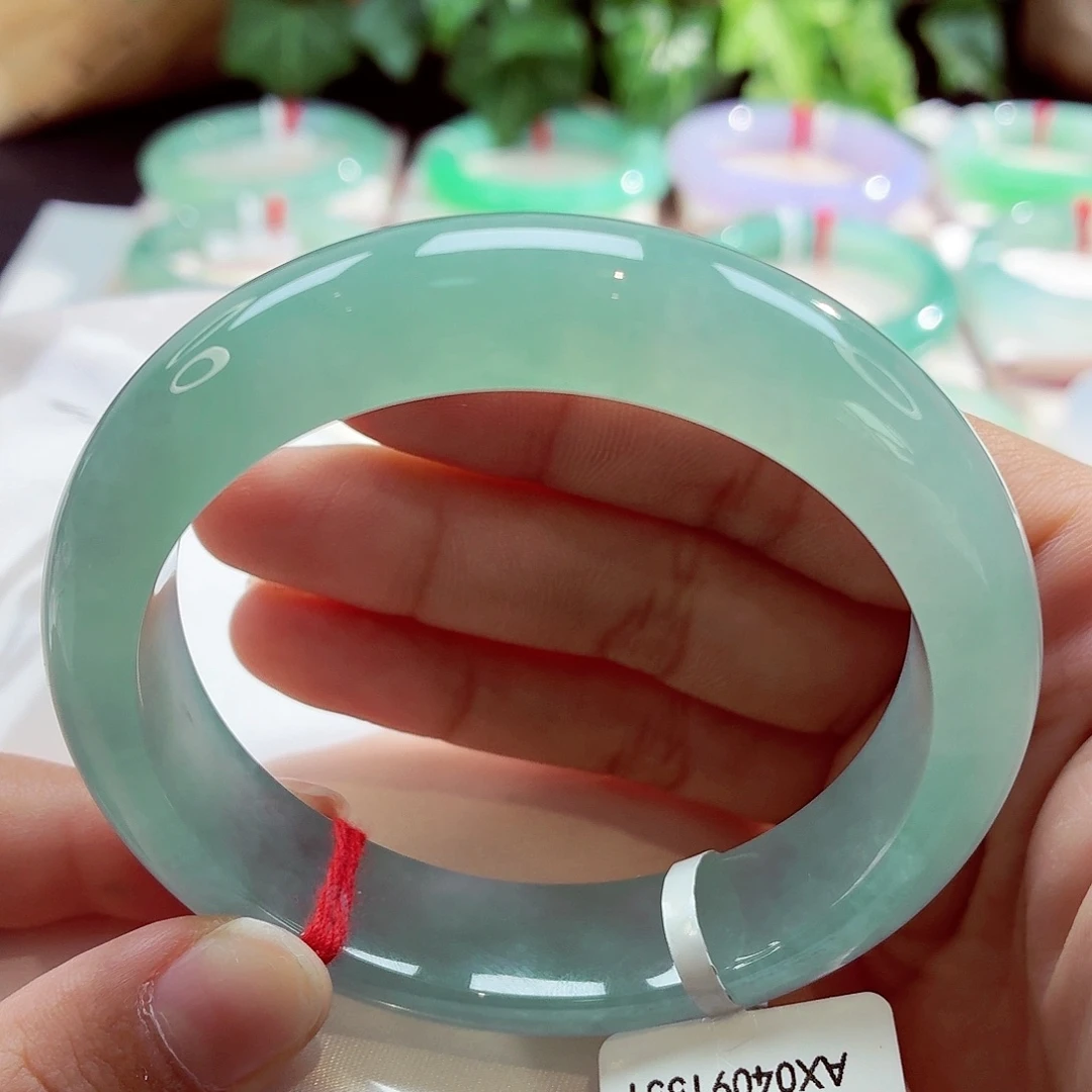 翡翠未镶嵌手镯（圆镯）冰胶宽版仙女蓝68-43