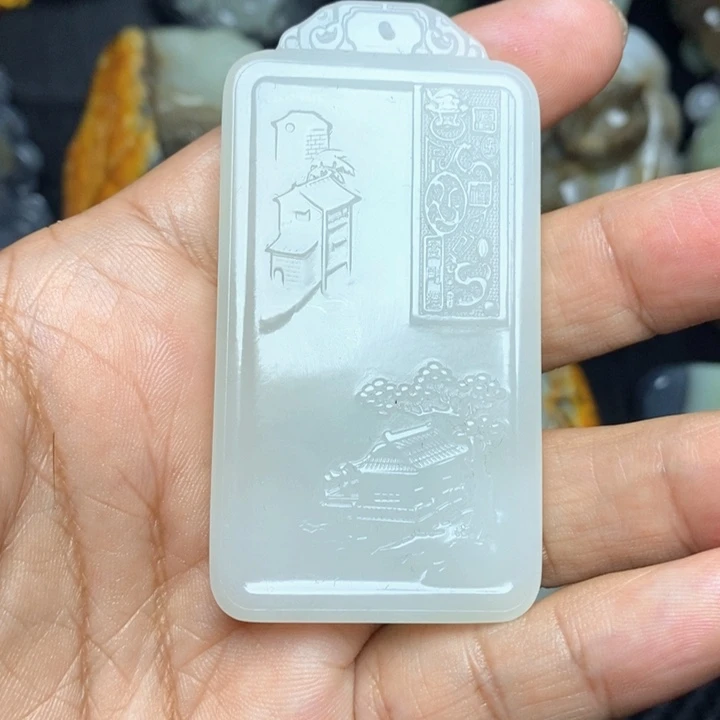 颈饰未镶嵌和田玉