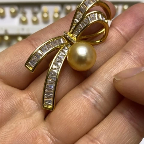 合金海水珍珠胸针