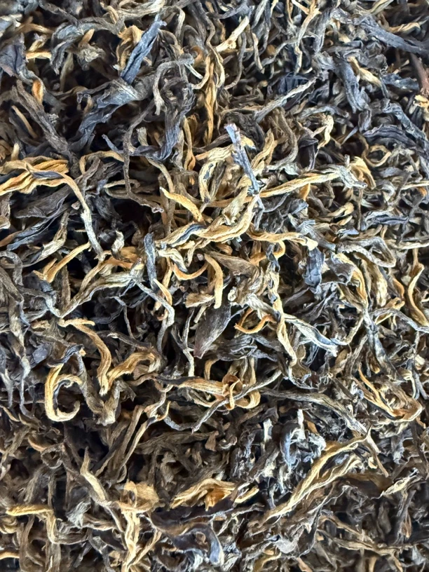 新店福利昌宁竹林坡自家大树晒红