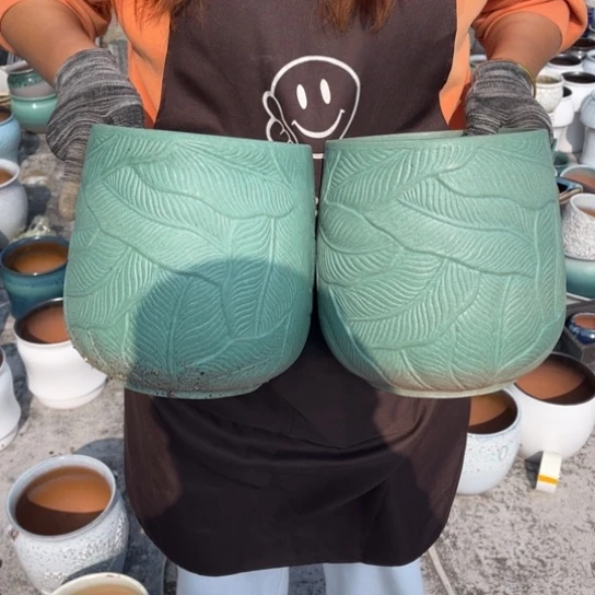 红陶口18高22瑕疵