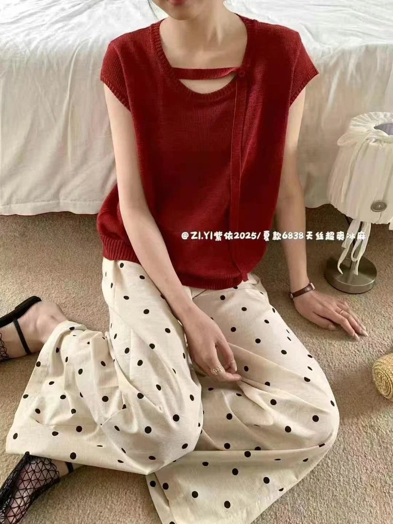 (利熙服饰）纯色夏季舒适简约圆领薄款上衣常规短袖毛针织衫女