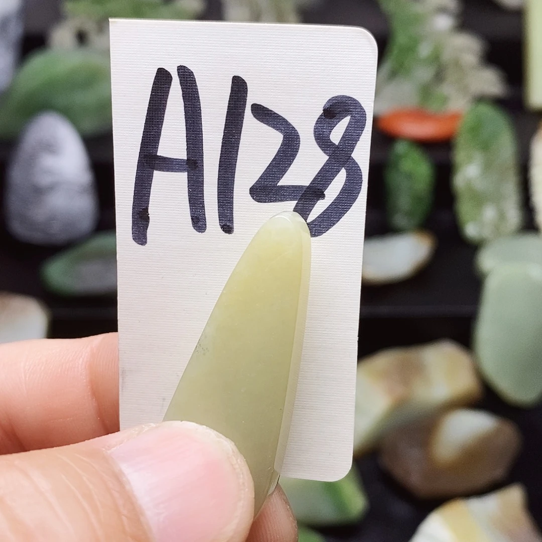 和田玉（糖玉）未镶嵌珠宝半成品用****7