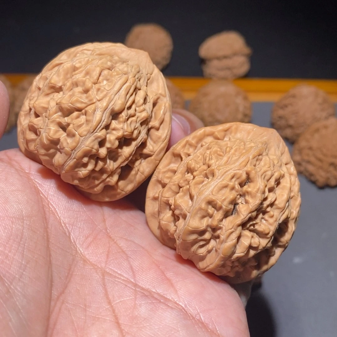 文玩核桃吊坠42一代望月全品