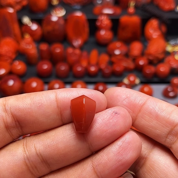 南红玛瑙未镶嵌配饰鲨鱼呗三通10.6mm