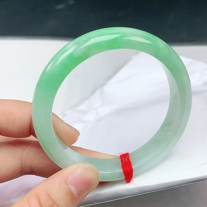 翡翠手镯未镶嵌56圈2379